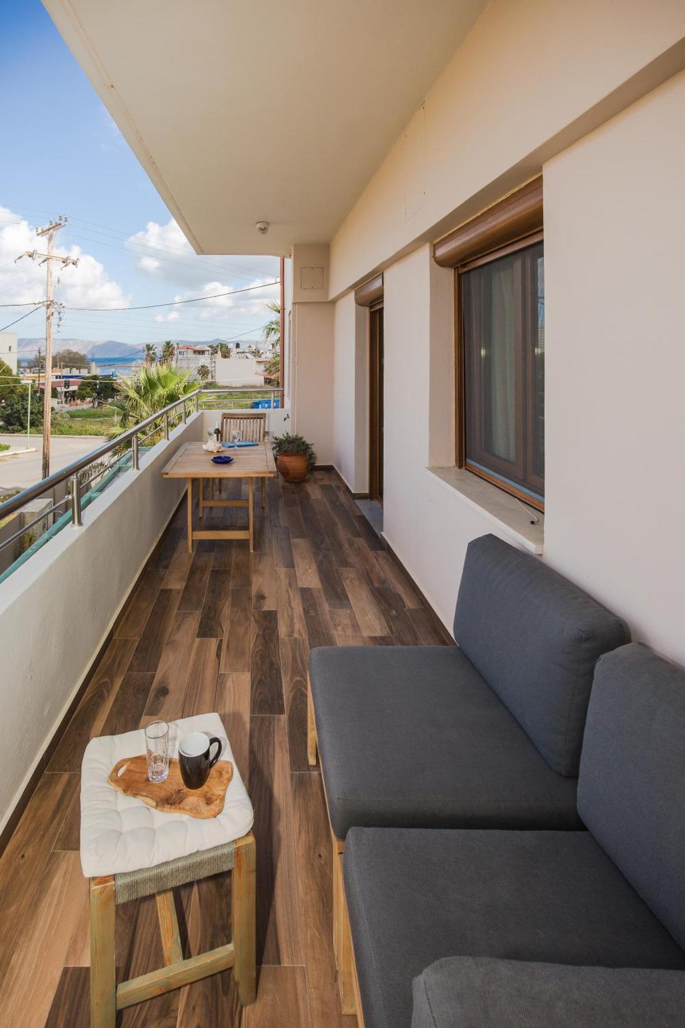 Arodamos Studios & Apts Kíssamos Exteriör bild