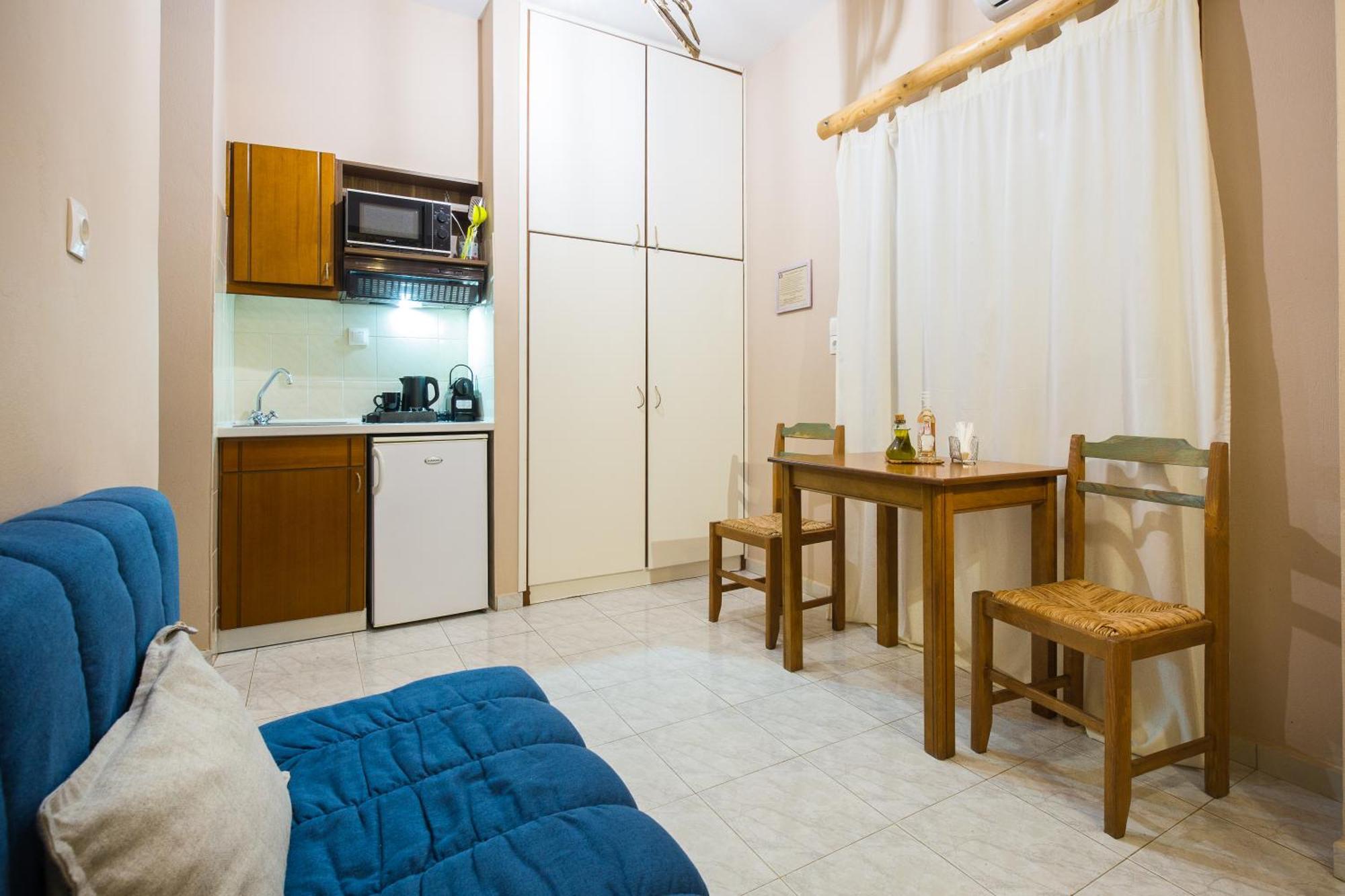 Arodamos Studios & Apts Kíssamos Exteriör bild